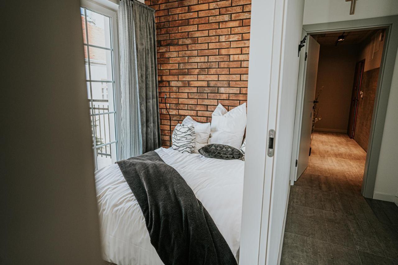 The Loft - Garncarska 1 Bed & Breakfast Piotrkow Trybunalski Ngoại thất bức ảnh