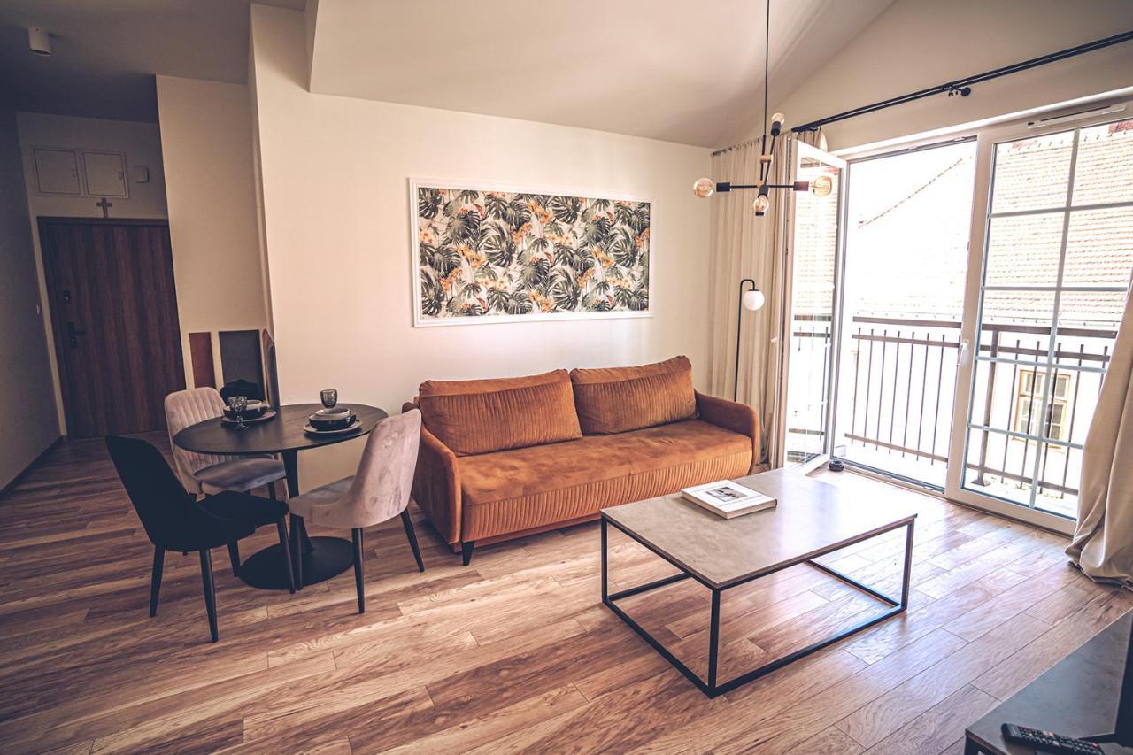 The Loft - Garncarska 1 Bed & Breakfast Piotrkow Trybunalski Ngoại thất bức ảnh