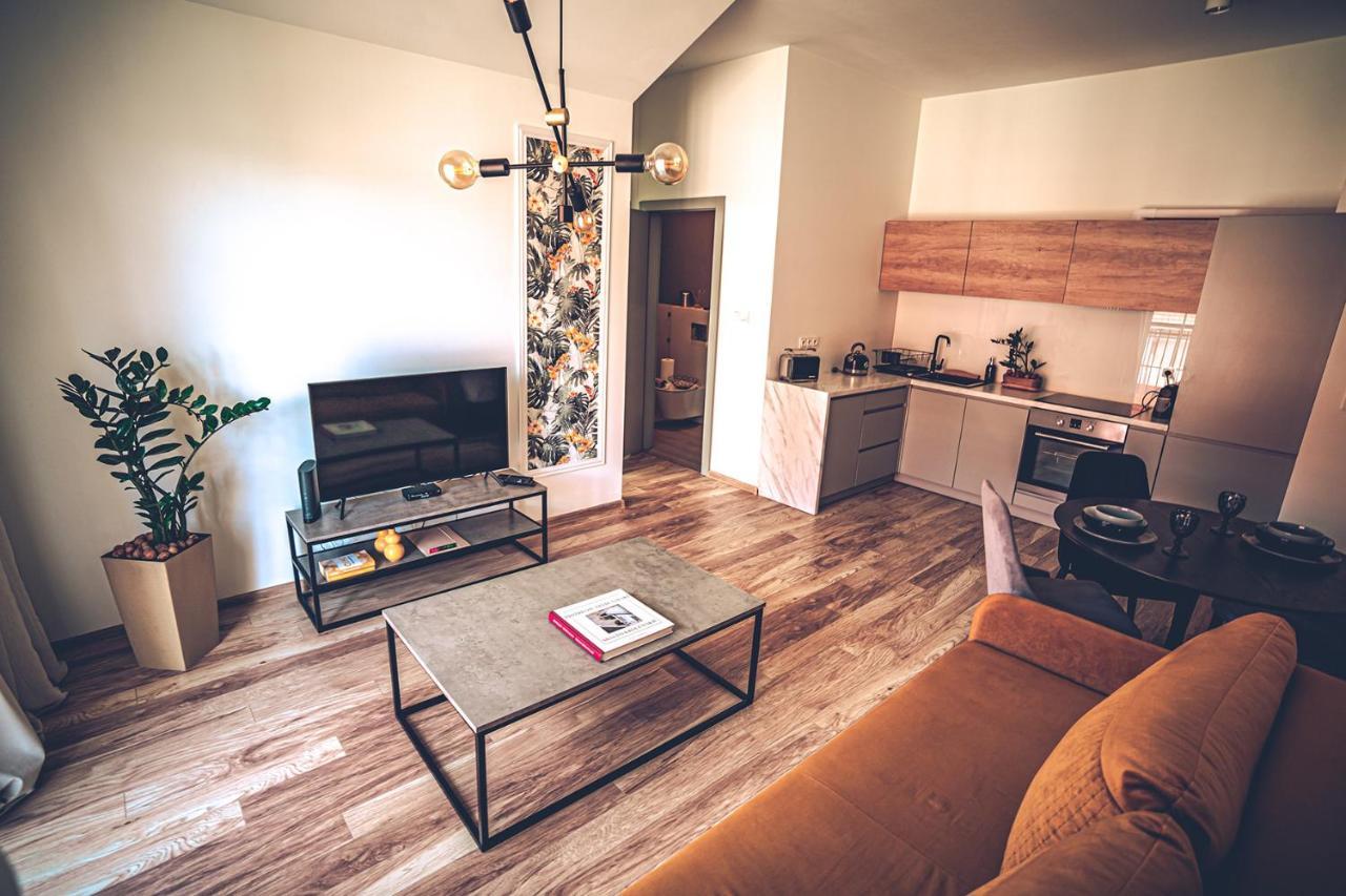 The Loft - Garncarska 1 Bed & Breakfast Piotrkow Trybunalski Ngoại thất bức ảnh